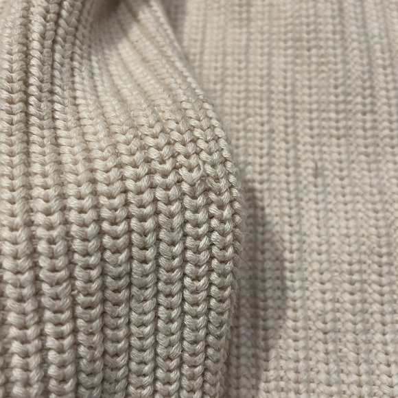 Tradlands Shelter Cardigan in Birch, size small - Picture 6 of 9